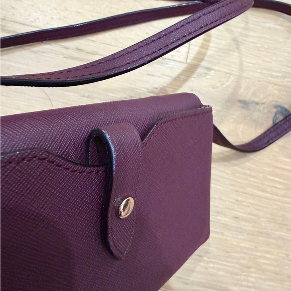 Kate Spade Burgundy Crossbody wallet/iPhone bag - Picture 10 of 11